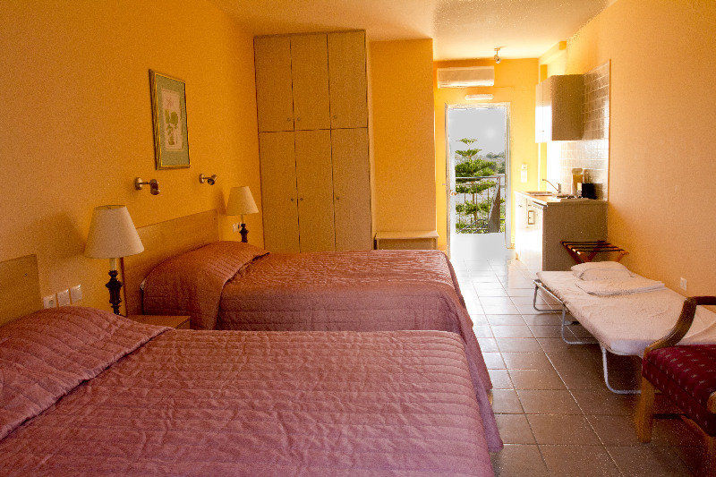 Olive Grove Studios & Apartments 斯沃伦塔 外观 照片