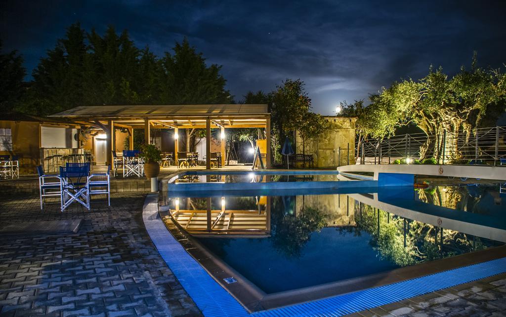 Olive Grove Studios & Apartments 斯沃伦塔 外观 照片